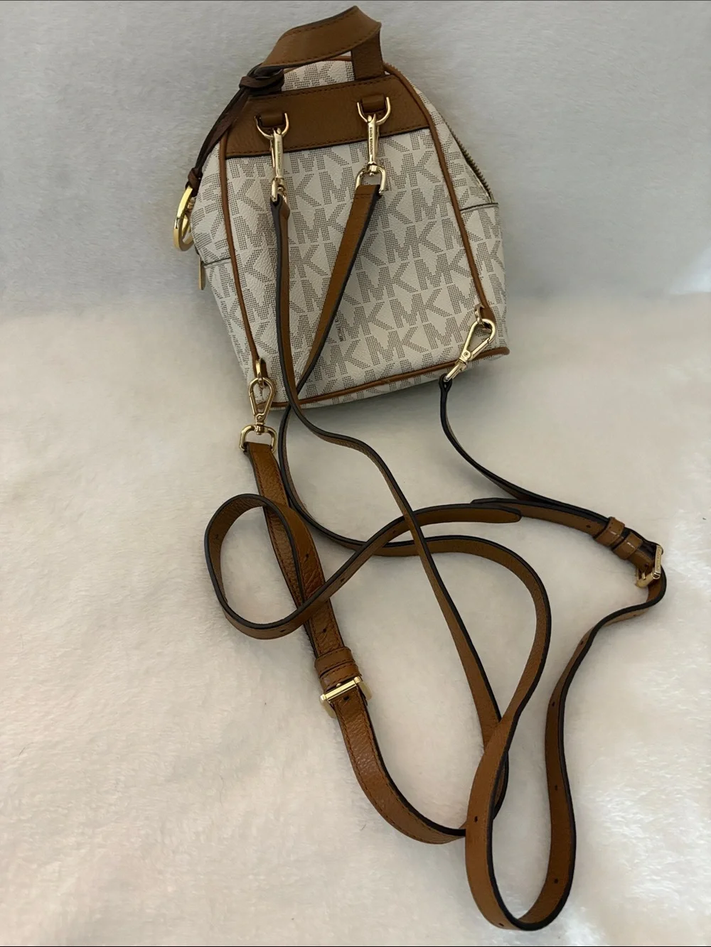 Michael Kors compact michael
